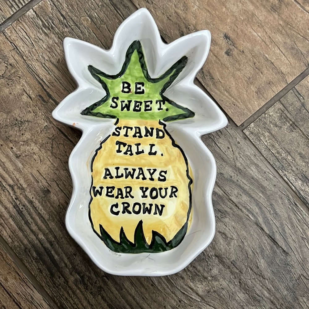 Pineapple trinket holder